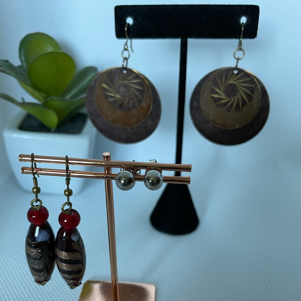 3 pairs- Dangling earrings, Round metal vintage, silver tone back post
